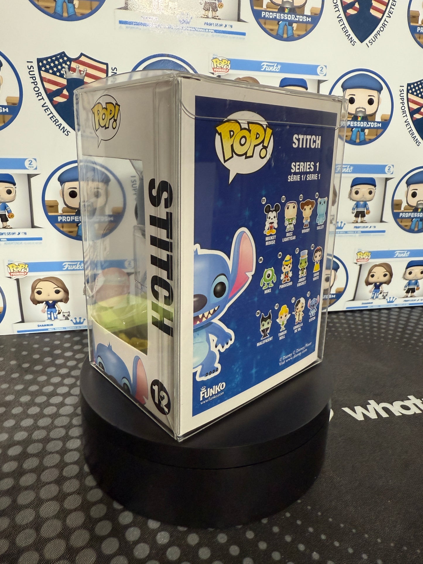 Stitch (Flocked) #12 Funko Pop Fugitive Toys